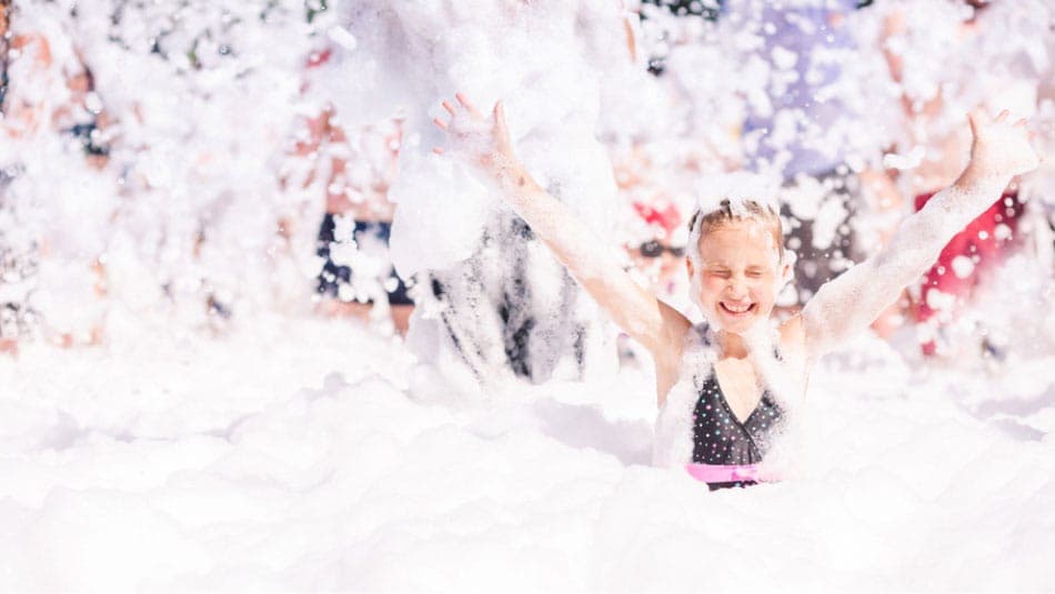 Foam Party Eye Injuries: Risks & Prevention Guide