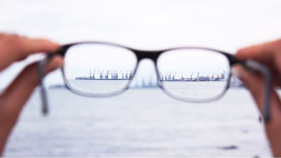 Laser Eye Surgery vs Contacts vs Glasses | KSA