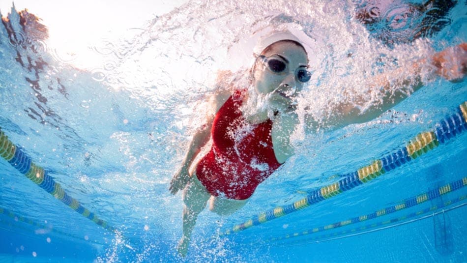 Kloorivesi silmadele: kuidas kaitsta nägemist